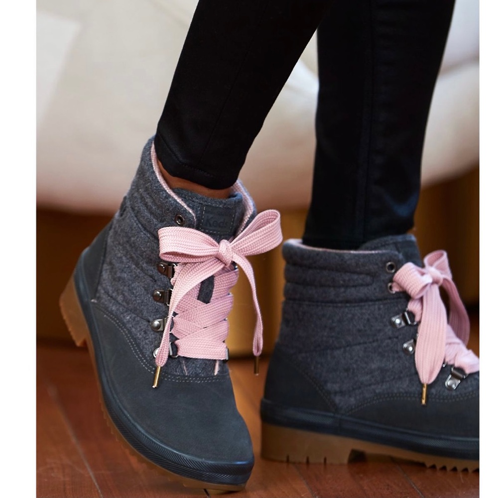 Keds Womens size 9.5 water resistant boot w/thinsulate